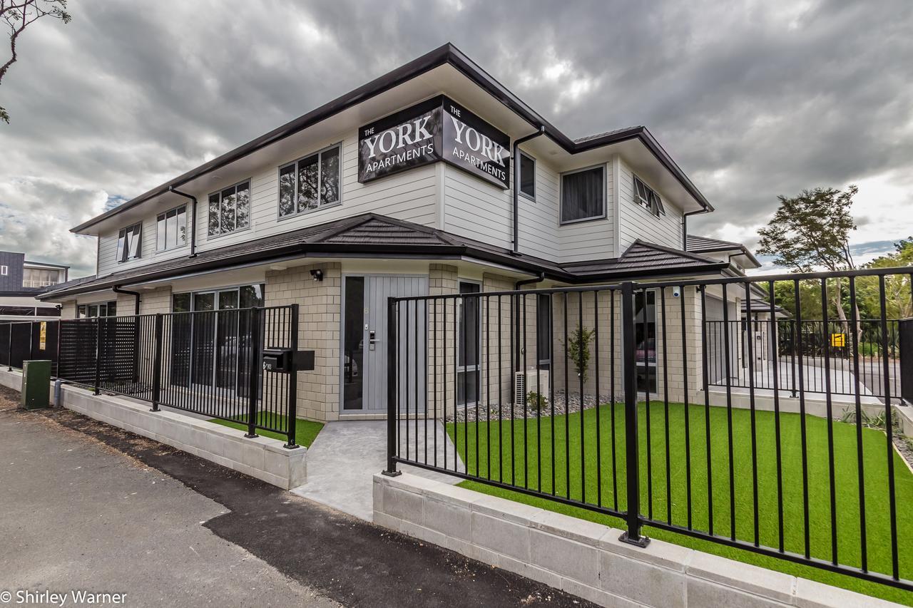 The York Apartments Hamilton Exteriör bild